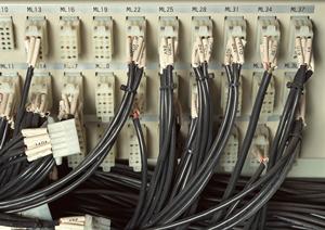 電子看板は画質と音質で選ぶ時代