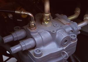 中古丁合機を販売している会社について